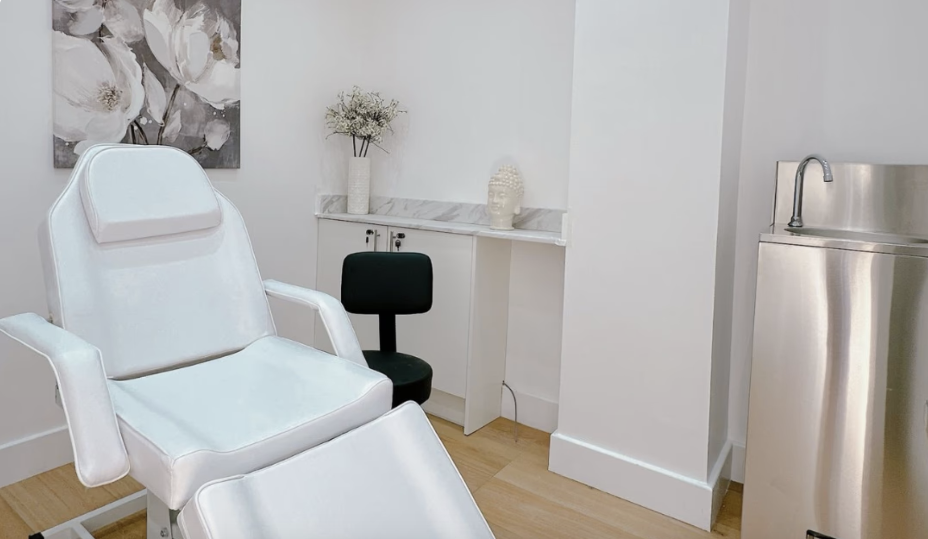 Treatment Room — Bouverie Place, Paddington